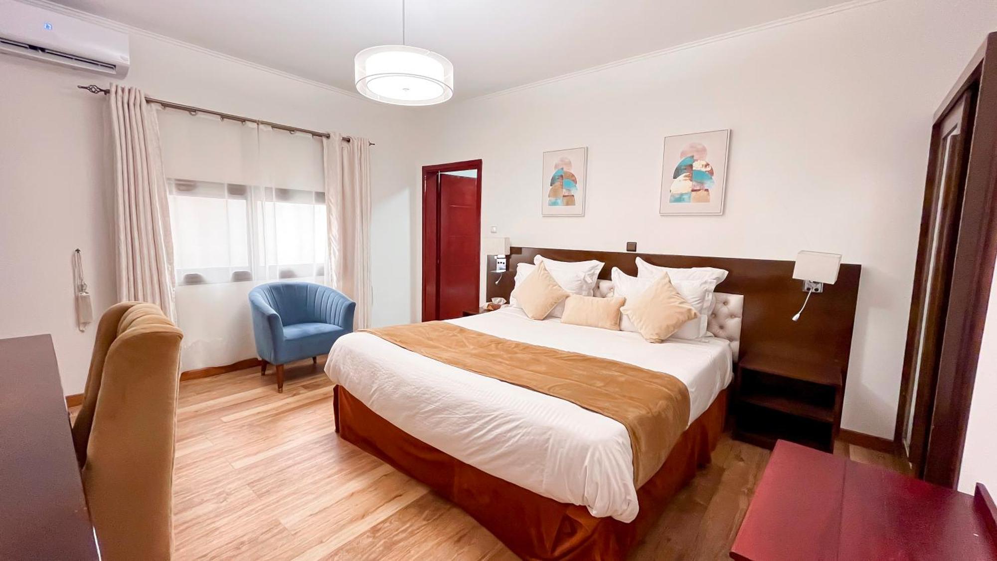 Residence Hoteliere Oceane リーブルヴィル エクステリア 写真