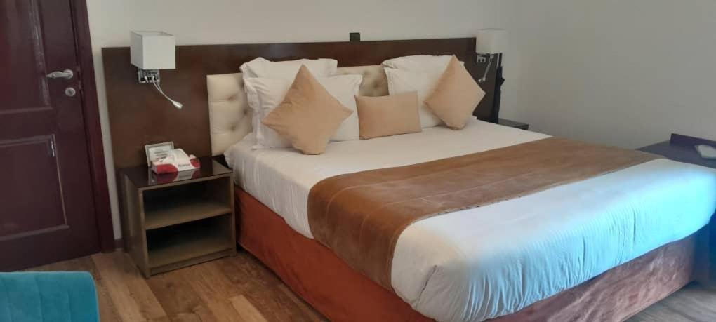 Residence Hoteliere Oceane リーブルヴィル エクステリア 写真