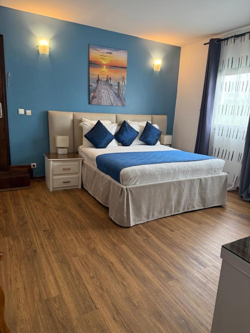 Residence Hoteliere Oceane リーブルヴィル エクステリア 写真